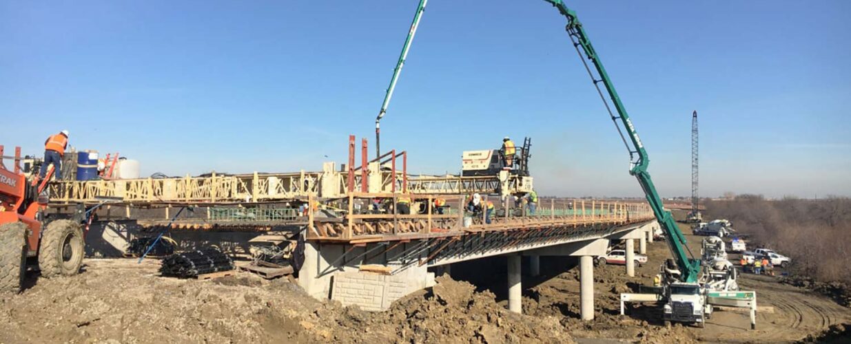 construction crane at Dallas Parkway US 380 to FM 428