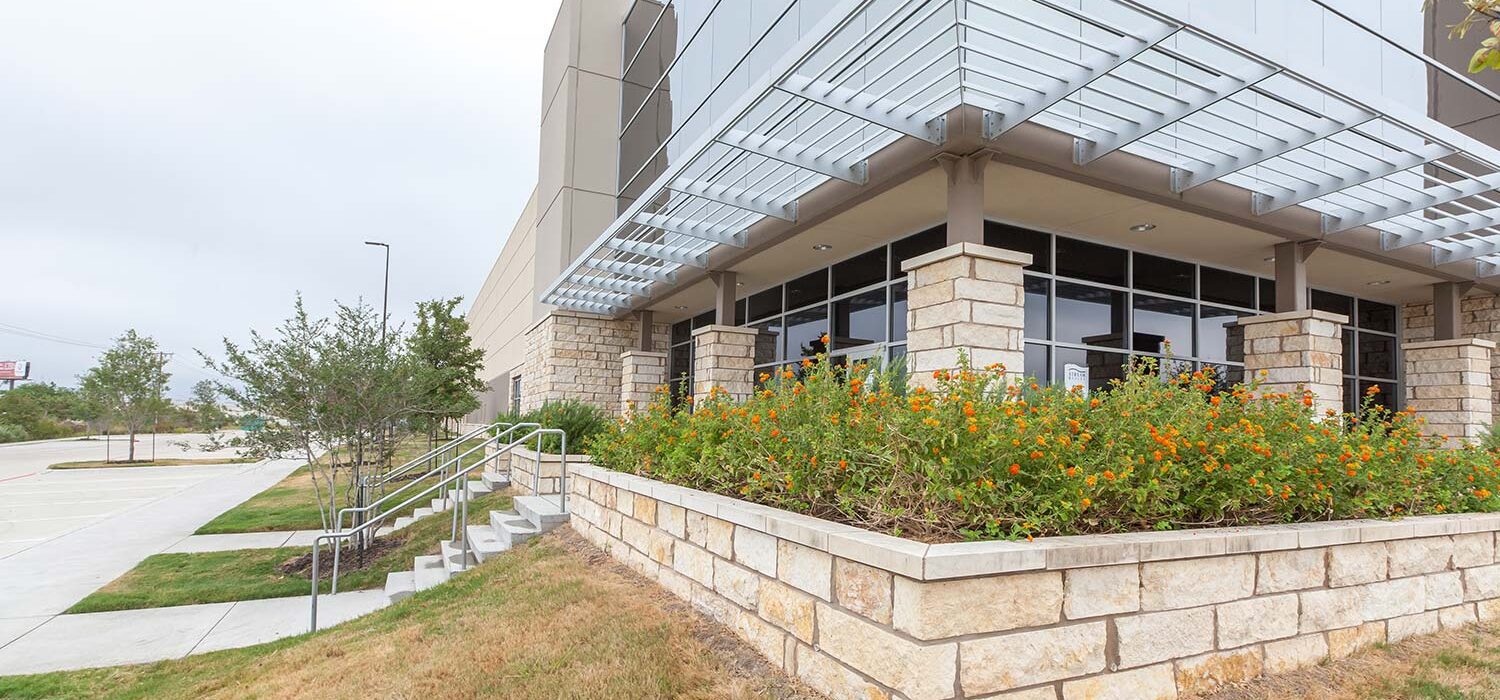 Heritage Crossing Business Center front entrance