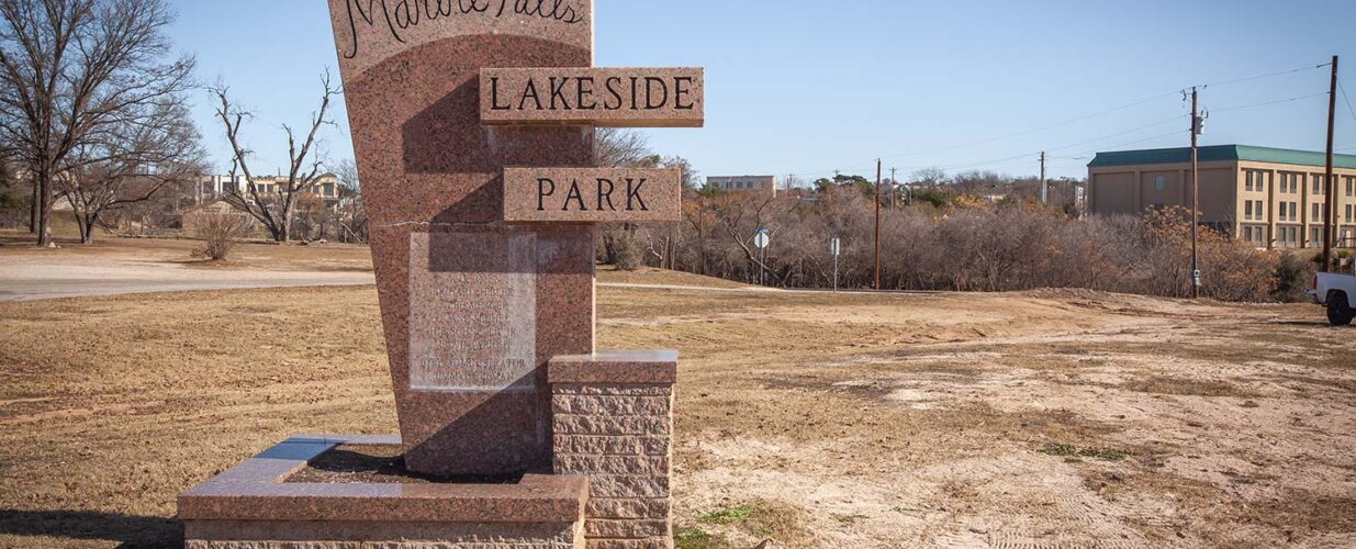 Marble Falls Lakeside Park sign